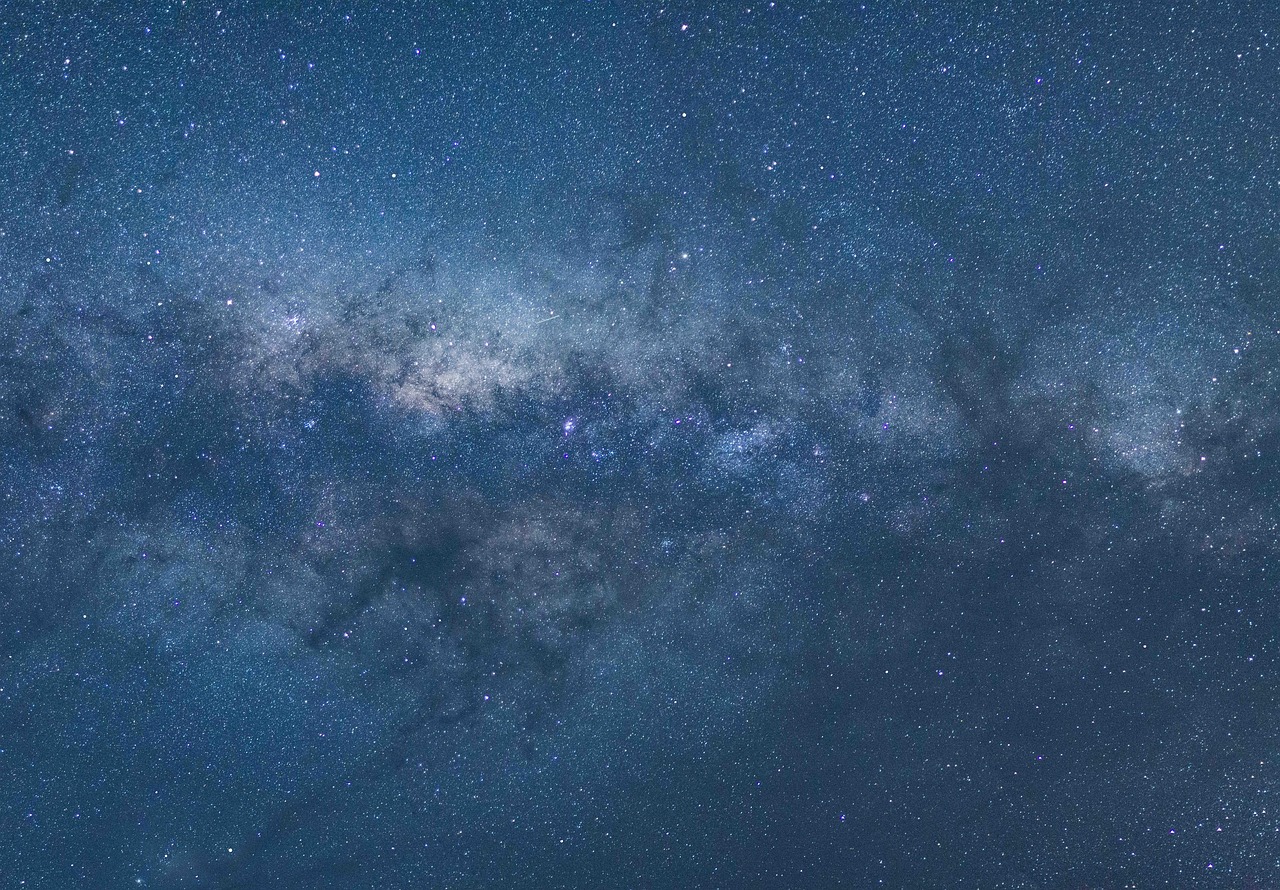 夜、体と心を星空の下休ませて寝る