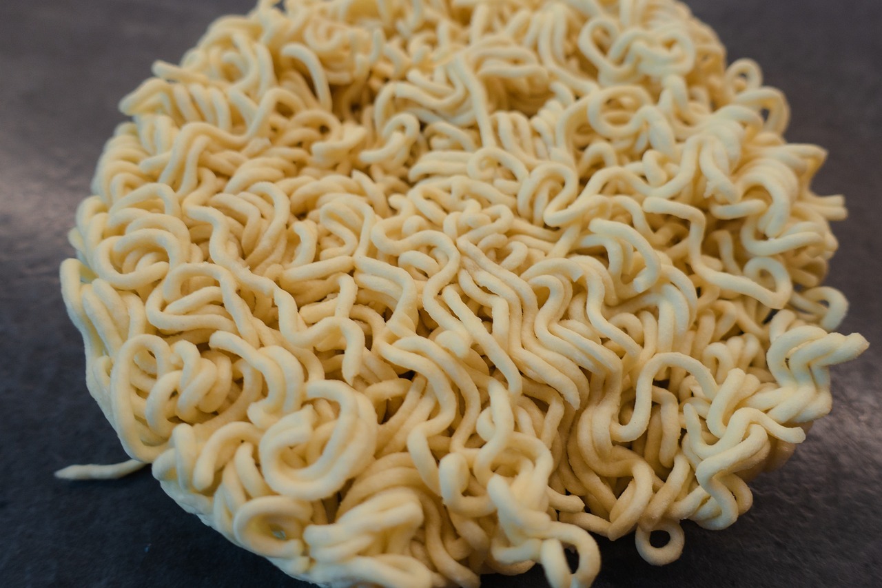 カップラーメンの乾麺